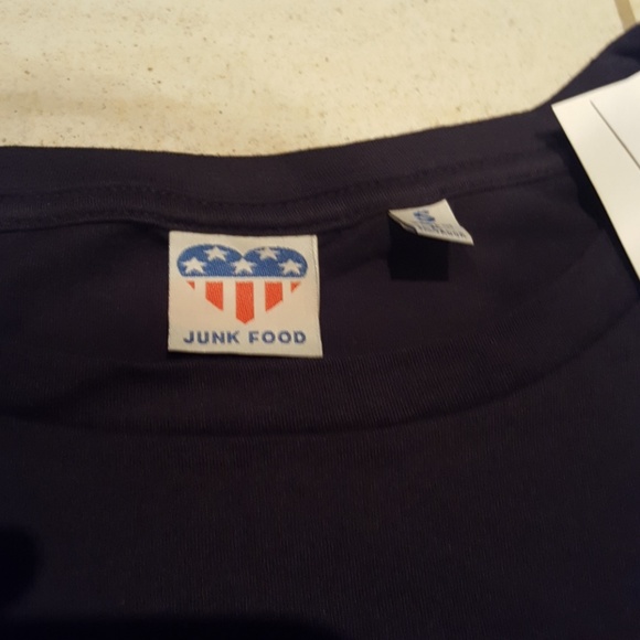 Junk Food Valentine's Heart Fun Small Shirt Top - Picture 3 of 5